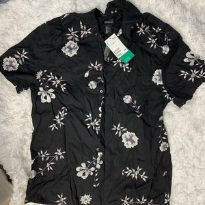 Men’s H&M conscious Floral shirt